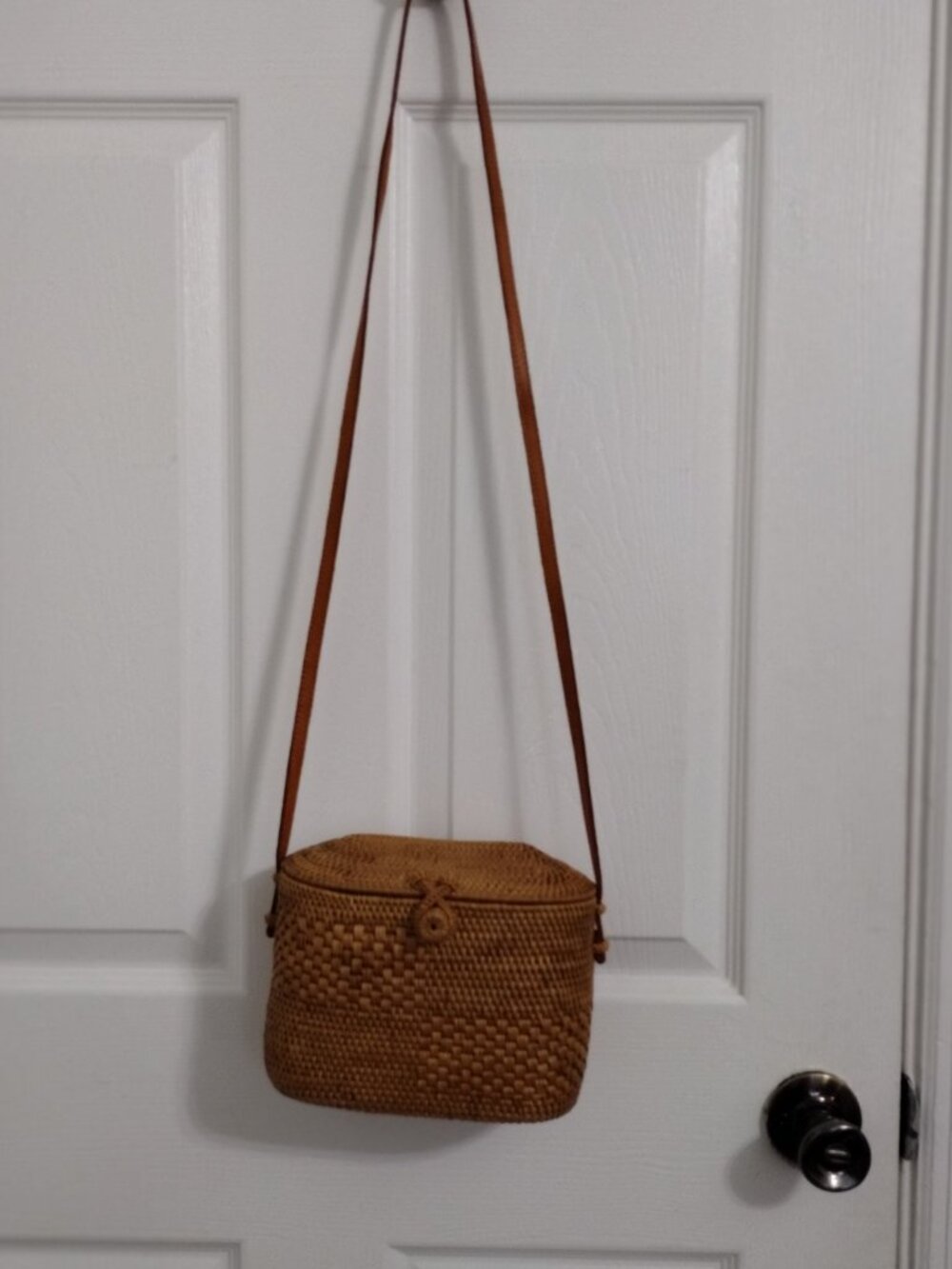 Street Level Woven Rattan Crossbody Bag Boho Natural Straw Leather Strap - Picture 5 of 12